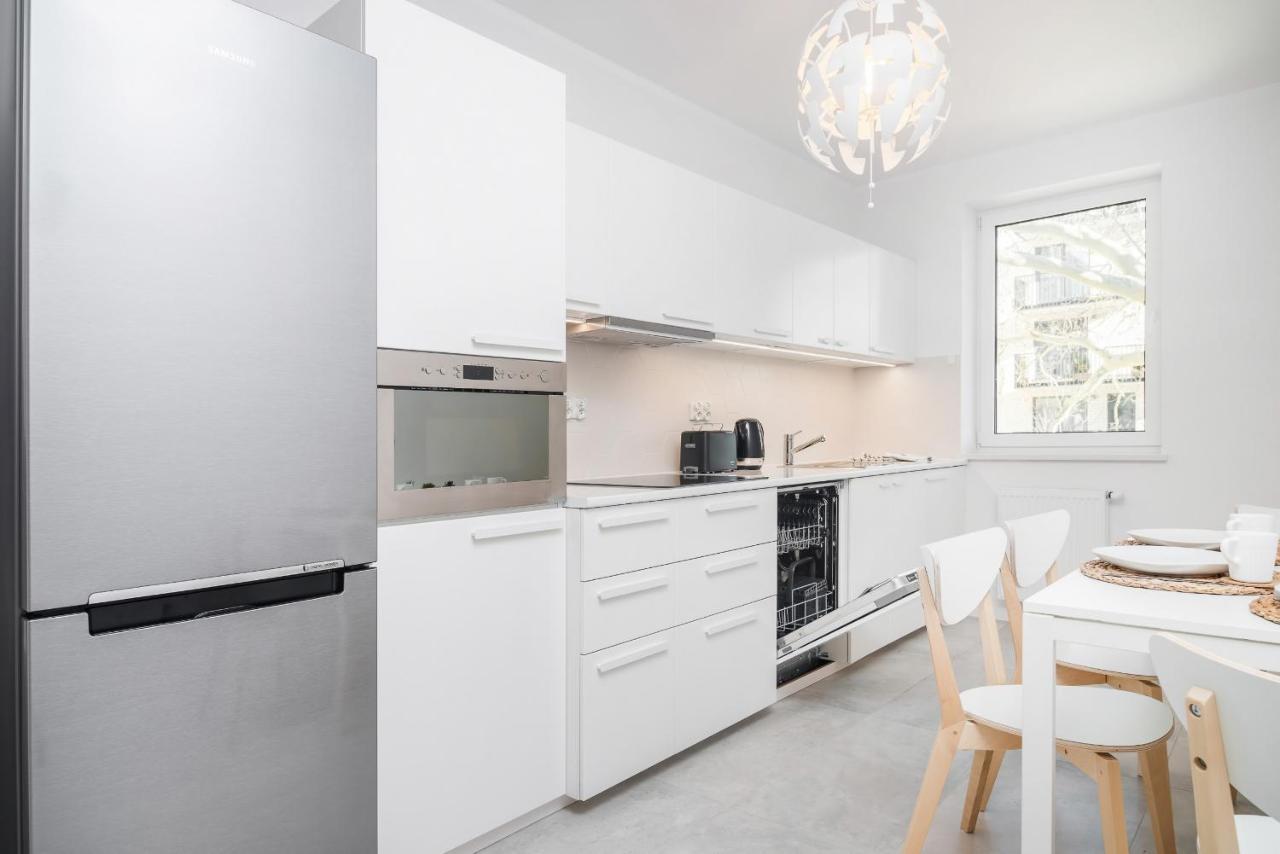 Botanic Gardens Apartment With Free Garage Wroclaw By Noclegi Renters Exteriér fotografie